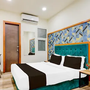 Super Townhouse Silver Saffron Hotel Delhi (National Capital Territory of India)