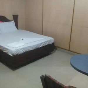 3* Hotel Priya